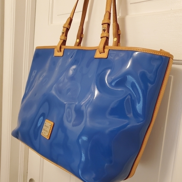 Dooney & Bourke Blue Large Shopper's Tote, colorful, shiny, Versatile - Picture 2 of 12